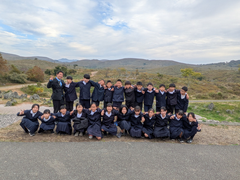 PXL_20251112_232442695